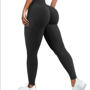 Sleek Black High-Rise Leggings